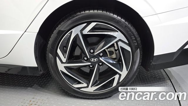 Hyundai Sonata The Edge (DN8) 1.6 Turbo Exclusive 2024 — фото 5