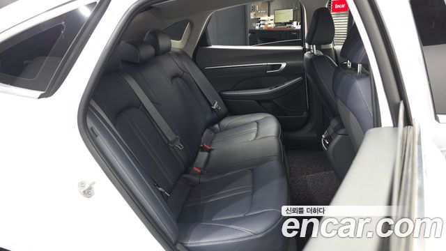 Hyundai Sonata The Edge (DN8) 1.6 Turbo Exclusive 2024 — фото 11