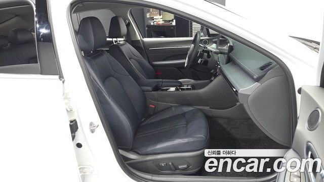 Hyundai Sonata The Edge (DN8) 1.6 Turbo Exclusive 2024 — фото 12