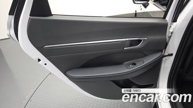 Hyundai Sonata The Edge (DN8) 1.6 Turbo Exclusive 2024 — фото 25