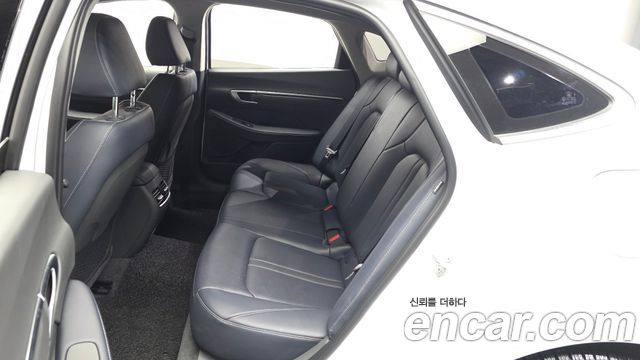 Hyundai Sonata The Edge (DN8) 1.6 Turbo Exclusive 2024 — фото 26