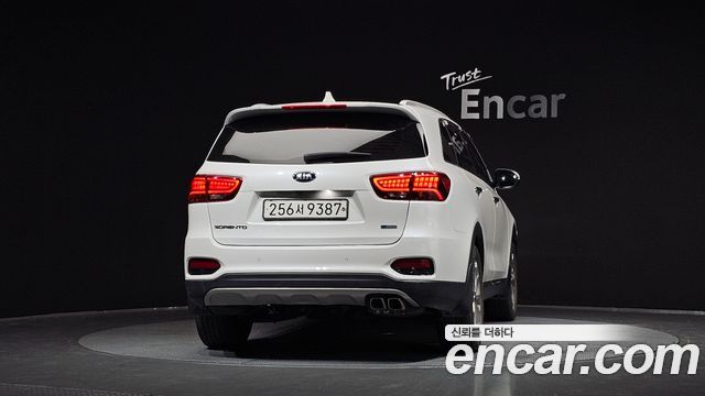 Kia Sorento Diesel 2.2 2WD Noblesse 2019 — фото 4