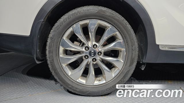 Kia Sorento Diesel 2.2 2WD Noblesse 2019 — фото 5