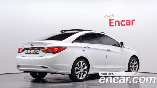 Hyundai Sonata The Brilliant CVVL Premium 2014 — фото 2