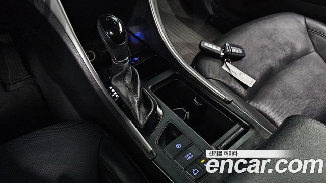 Hyundai Sonata The Brilliant CVVL Premium 2014 — фото 9