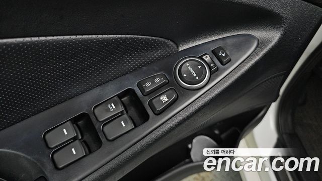 Hyundai Sonata The Brilliant CVVL Premium 2014 — фото 16