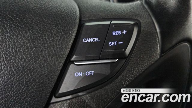 Hyundai Sonata The Brilliant CVVL Premium 2014 — фото 29