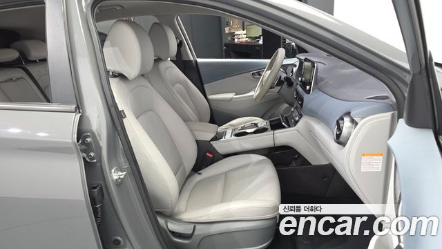Hyundai Kona Electric Premium 2019 — фото 11