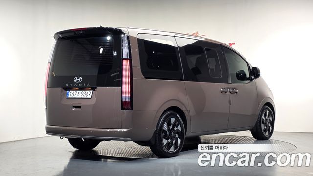Hyundai Staria L3.5 Lounge 7-Seater Inspiration 2026 — фото 2