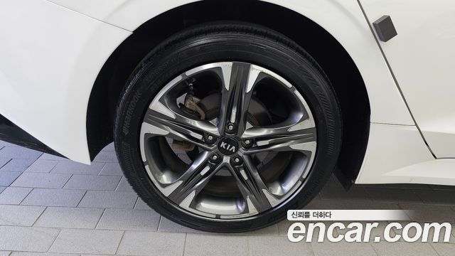 Kia K5 (III) 2.0 Prestige 2021 — фото 5