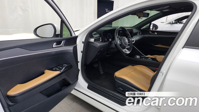 Kia K5 (III) 2.0 Prestige 2021 — фото 10