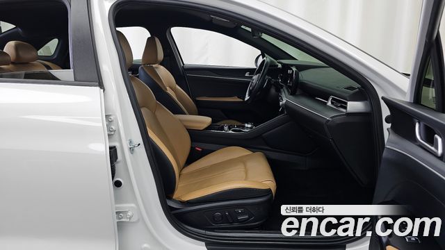 Kia K5 (III) 2.0 Prestige 2021 — фото 11