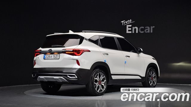 Kia Seltos Gasoline 1.6 Turbo 2WD Signature 2022 — фото 2