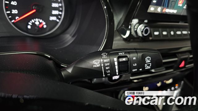 Kia Seltos Gasoline 1.6 Turbo 2WD Signature 2022 — фото 18