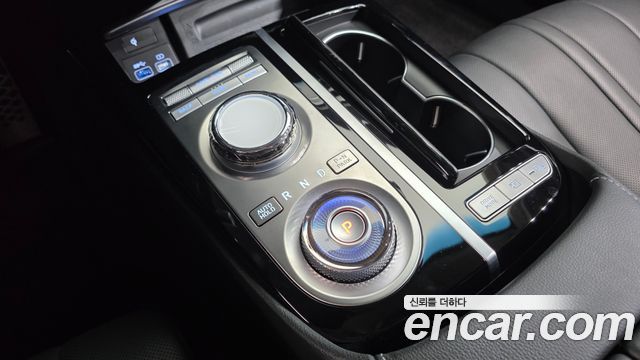 Genesis G80 (RG3) Gasoline 2.5 Turbo AWD 2024 — фото 9