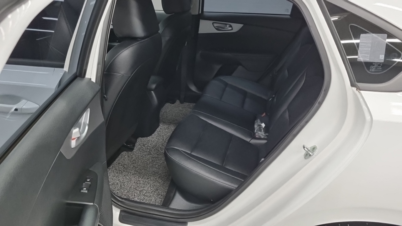 Kia K3 (II) 1.6 Prestige 2022 — фото 15