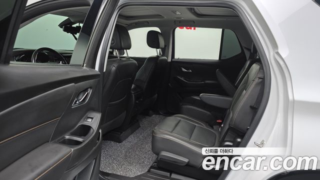 Chevrolet Traverse 3.6 AWD Redline 2021 — фото 16