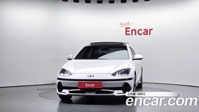 Hyundai Ioniq 6 Long Range Exclusive + 2023 — фото 3