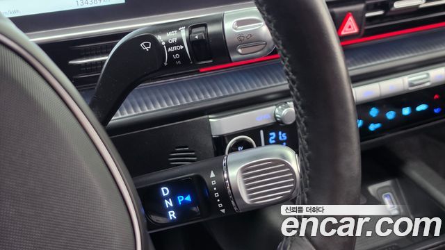 Hyundai Ioniq 6 Long Range Exclusive + 2023 — фото 9