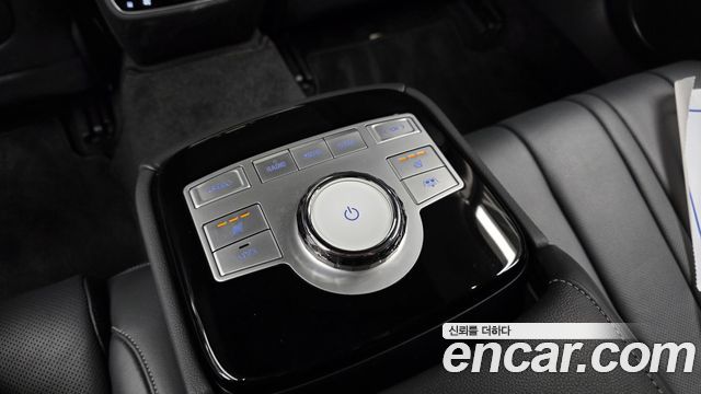 Genesis G80 (RG3) Gasoline 2.5 Turbo AWD 2024 — фото 18