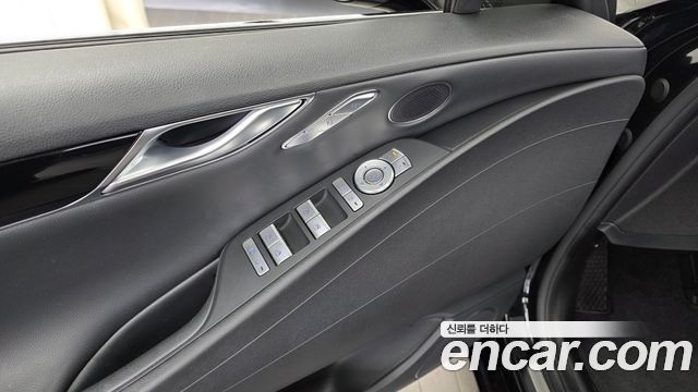 Genesis G80 (RG3) Gasoline 2.5 Turbo AWD 2024 — фото 30