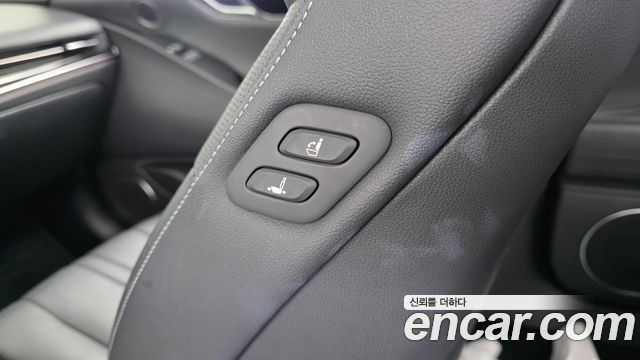 Genesis G80 (RG3) Gasoline 2.5 Turbo AWD 2024 — фото 35