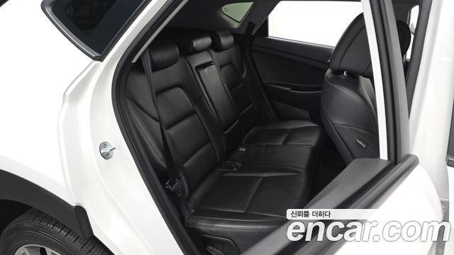 Hyundai Tucson Diesel 1.7 2WD Premium 2018 — фото 16