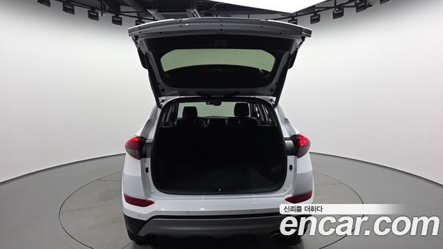 Hyundai Tucson Diesel 1.7 2WD Premium 2018 — фото 24