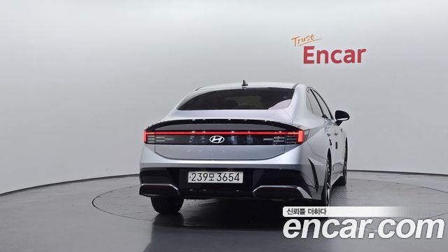 Hyundai Sonata The Edge (DN8) 1.6 Turbo Premium 2024 — фото 4