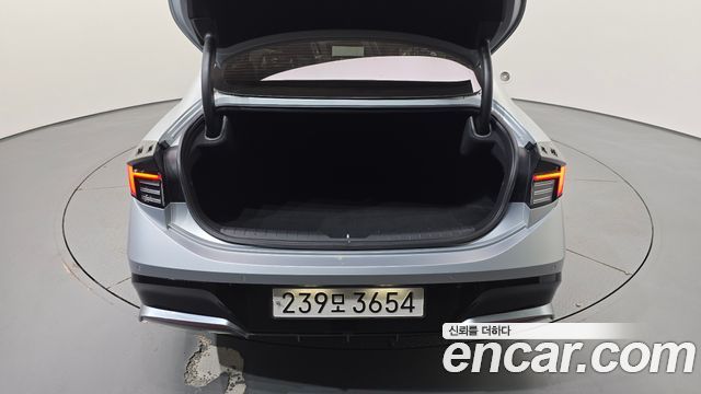 Hyundai Sonata The Edge (DN8) 1.6 Turbo Premium 2024 — фото 16
