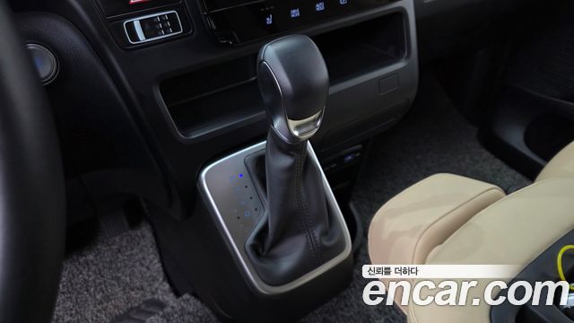 Hyundai Staria L3.5 Tourer 9-Seater Modern 2022 — фото 9