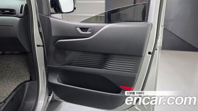 Hyundai Staria L3.5 Tourer 9-Seater Modern 2022 — фото 25