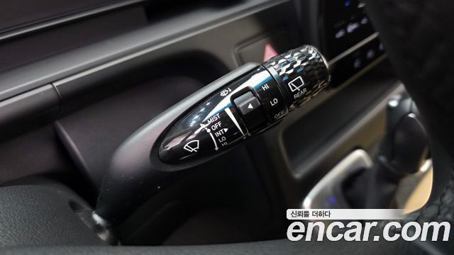 Hyundai Staria L3.5 Tourer 9-Seater Modern 2022 — фото 30