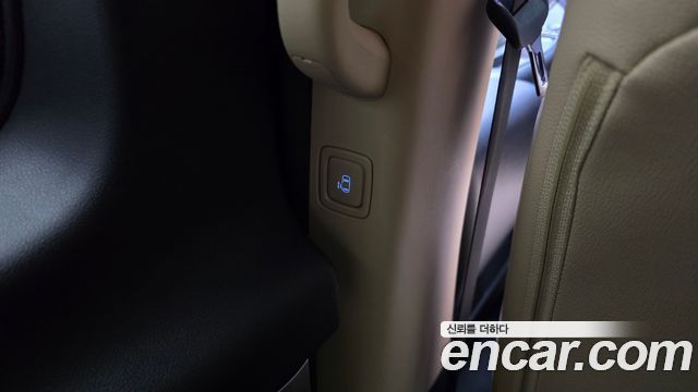 Hyundai Staria L3.5 Tourer 9-Seater Modern 2022 — фото 31