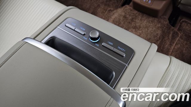 Hyundai Grandeur Hybrid (GN7) Calligraphy 2024 — фото 32
