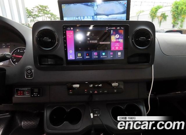 Mercedes-Benz Sprinter 2.0 Diesel 2023 — фото 15