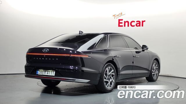 Hyundai Grandeur (GN7) 2,5 Gasoline 2WD Exclusive 2023 — фото 2