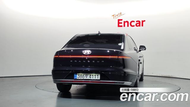 Hyundai Grandeur (GN7) 2,5 Gasoline 2WD Exclusive 2023 — фото 4