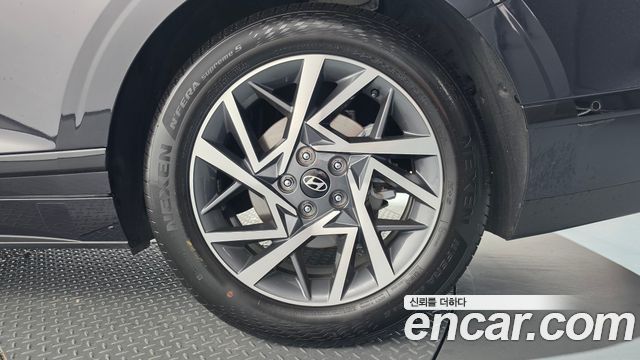 Hyundai Grandeur (GN7) 2,5 Gasoline 2WD Exclusive 2023 — фото 5