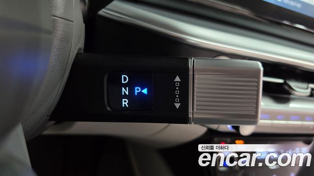 Hyundai Grandeur (GN7) 2,5 Gasoline 2WD Exclusive 2023 — фото 9