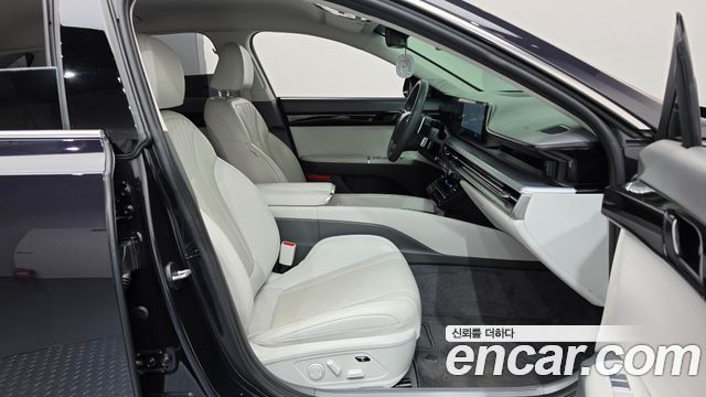 Hyundai Grandeur (GN7) 2,5 Gasoline 2WD Exclusive 2023 — фото 26