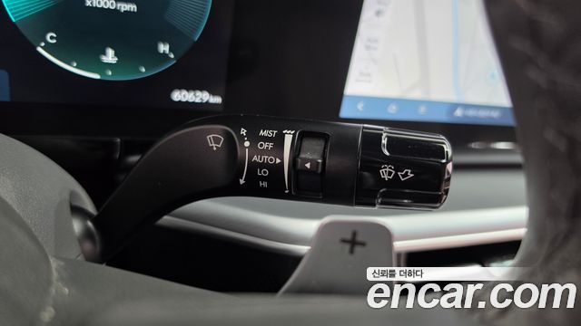 Hyundai Grandeur (GN7) 2,5 Gasoline 2WD Exclusive 2023 — фото 30