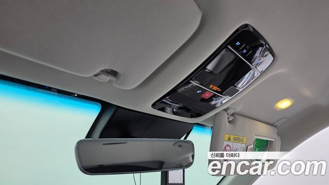 Hyundai Grandeur (GN7) 2,5 Gasoline 2WD Exclusive 2023 — фото 32