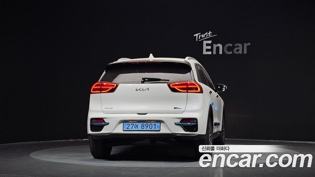 Kia Niro EV Noblesse 2022 — фото 4