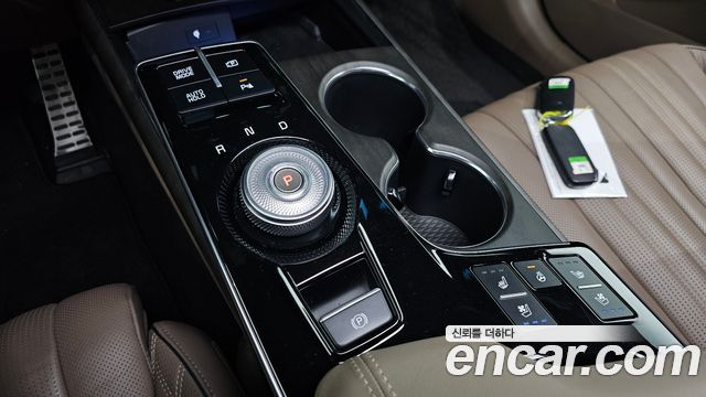 Kia K8 Hybrid Signature Special 2024 — фото 9