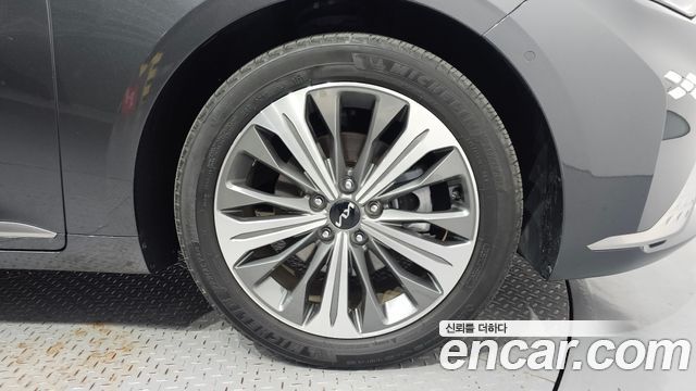Kia K8 Hybrid Signature Special 2024 — фото 21
