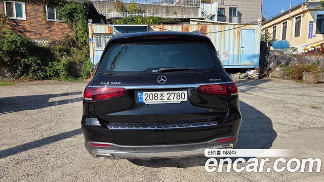 Mercedes-Benz GLS-Class (X167) GLS580 4MATIC 2023 — фото 4