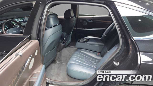 Genesis G80 (RG3) Gasoline 2.5 Turbo AWD 2022 — фото 13