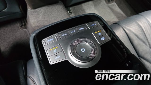 Genesis G80 (RG3) Gasoline 2.5 Turbo AWD 2022 — фото 29