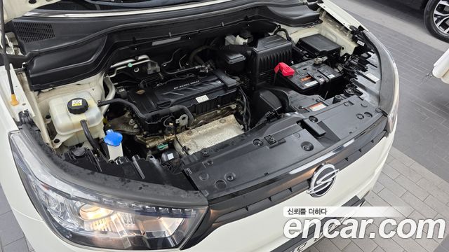 KG Mobility (SsangYong) Tivoli VX 2WD 2017 — фото 6